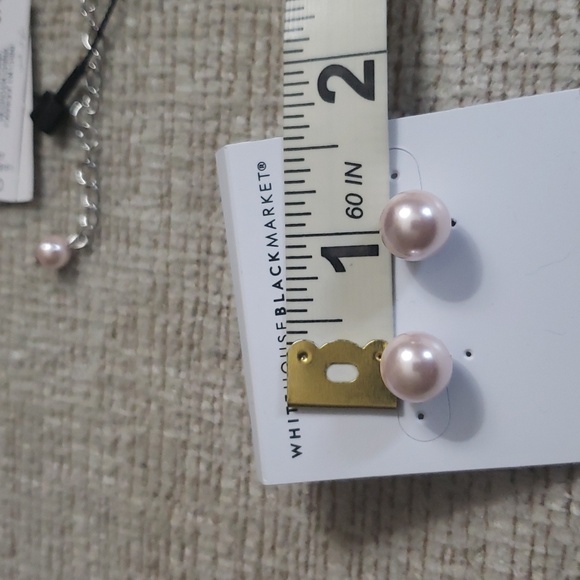 WHBM Necklace Silver Plated & Pink Pearl's + Matching earrings - Picture 7 of 14